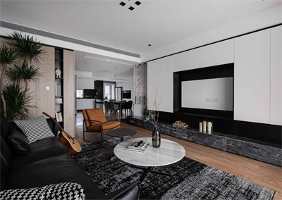 弦外之音 ，高級(jí)黑的質(zhì)感美