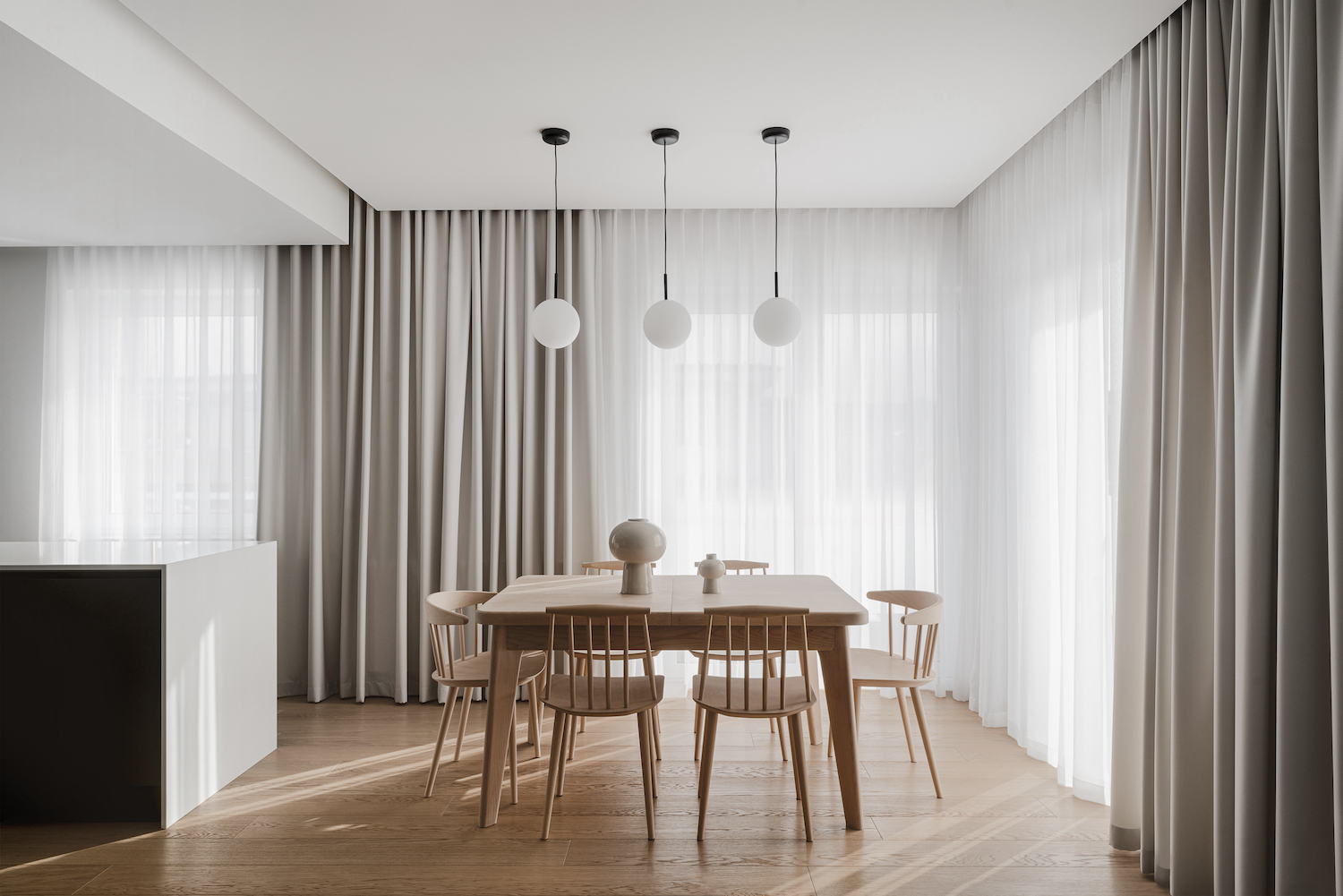 【中滬紅螞蟻裝潢】木質溫馨一室居，讓空間流動起來